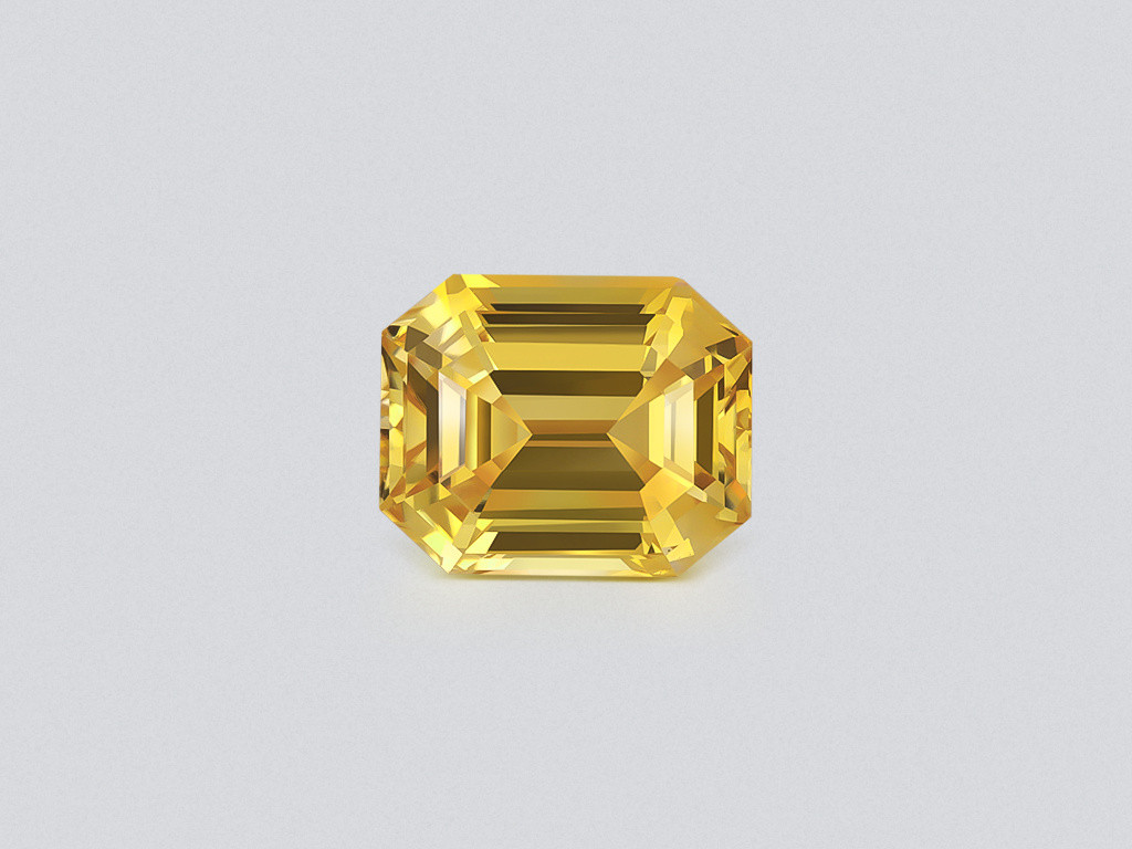 Негретый сапфир Vivid Yellow в огранке октагон 5,49 карат, Шри-Ланка Изображение №1