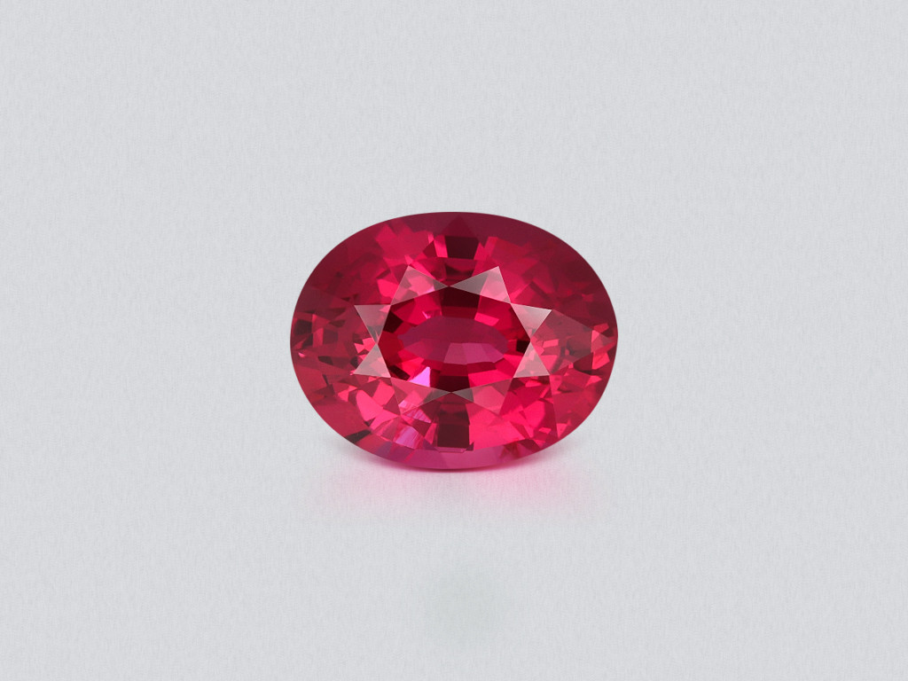 Негретый рубин Intense Red в огранке овал 1,19 карат, Мозамбик  Изображение №1