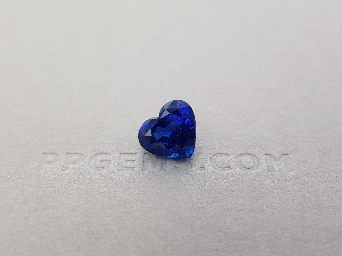 Синий сапфир в огранке сердце 5,34 карата, Шри-Ланка фото №1