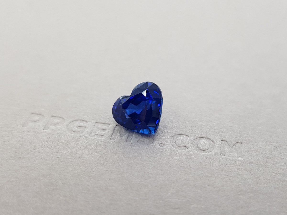 Синий сапфир в огранке сердце 5,34 карата, Шри-Ланка фото №2