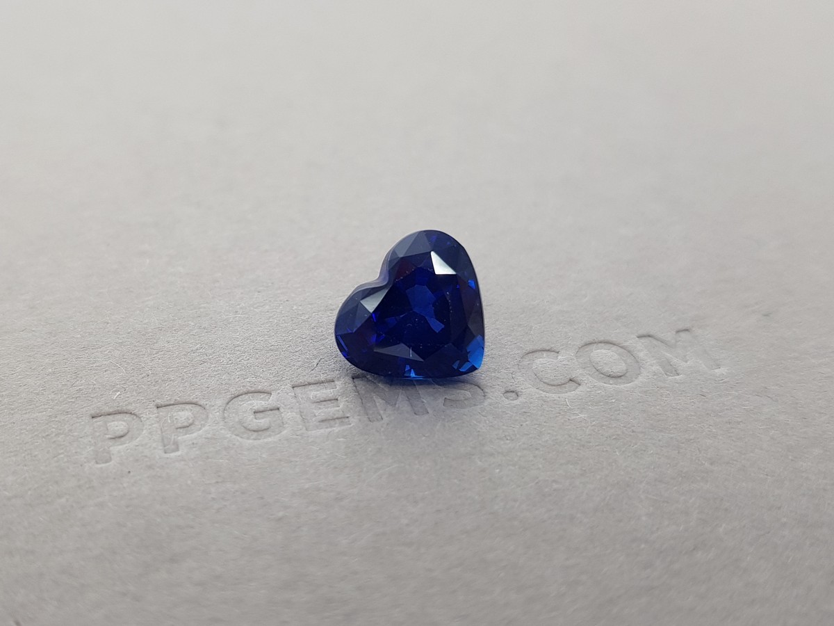 Синий сапфир в огранке сердце 5,34 карата, Шри-Ланка фото №3
