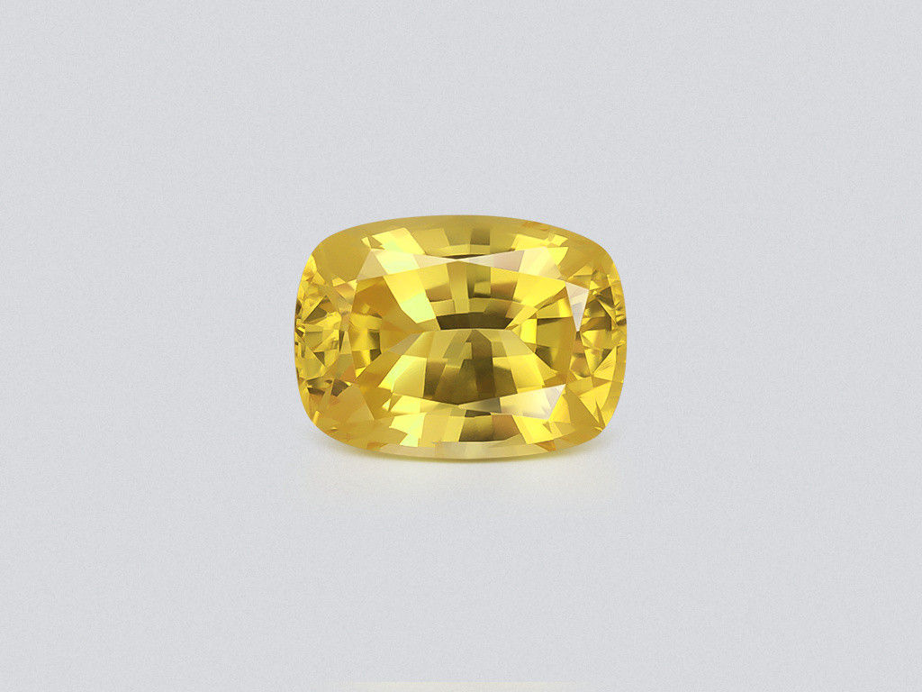 Негретый сапфир Vivid Yellow в огранке кушон 9.28 карат, Шри-Ланка Изображение №1