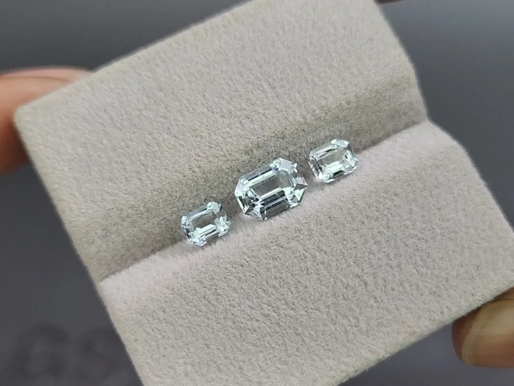 Сет аквамаринов в огранке октагон 1,78 карат, Мадагаскар Изображение №4