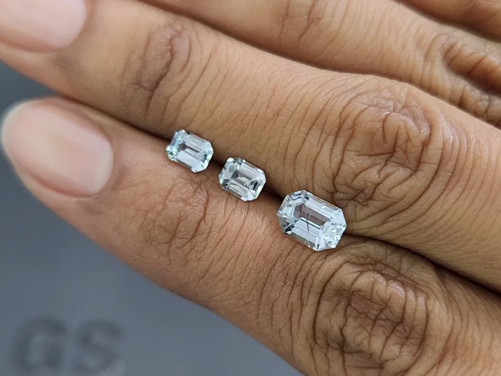 Сет аквамаринов в огранке октагон 1,78 карат, Мадагаскар Изображение №1
