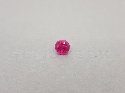 Розовая шпинель Махенге в огранке круг 2,38 карат photo