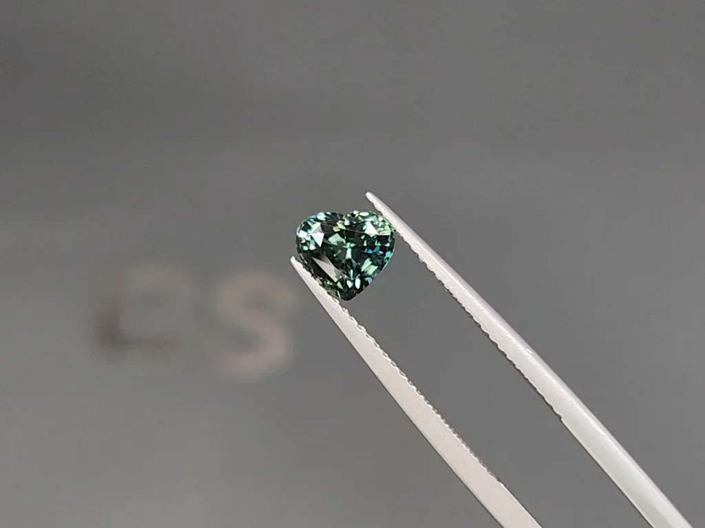 Негретый сапфир Teal в огранке сердце 1,42 карата, Мадагаскар Изображение №3