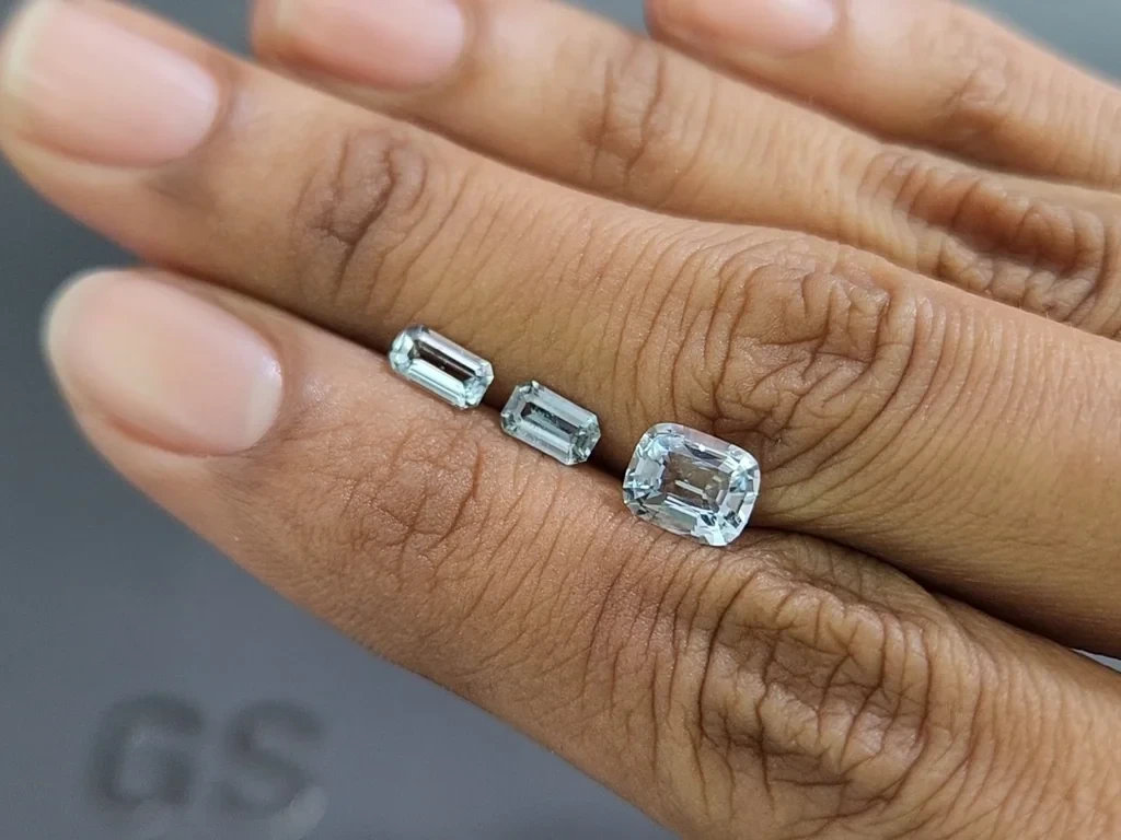 Сет аквамаринов в огранке октагон 1,70 карат, Мадагаскар Изображение №1