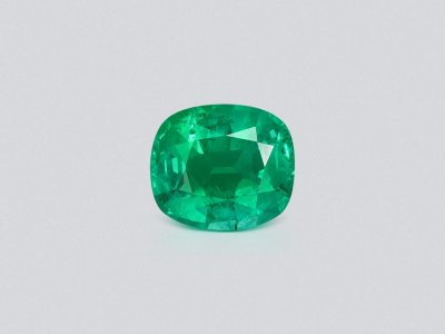 Изумруд Intense Green в огранке кушон 4,24 карата, Замбия  photo