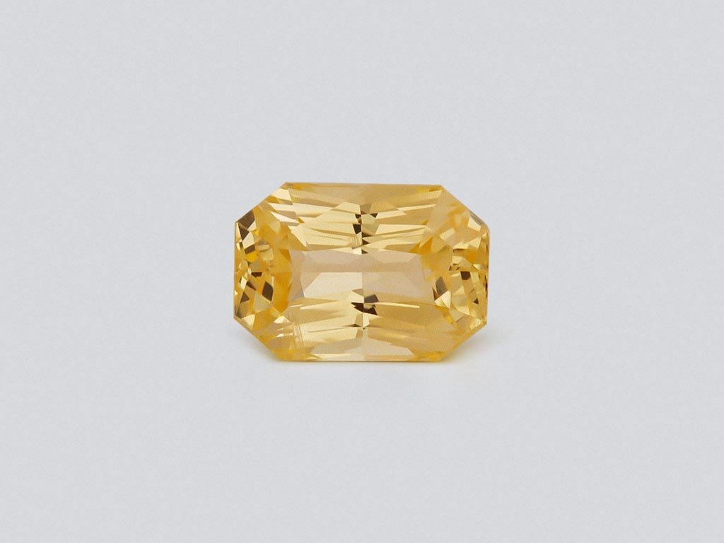 Желтый сапфир Pastel Yellow в огранке радиант 1,60 карат, Шри-Ланка Изображение №1