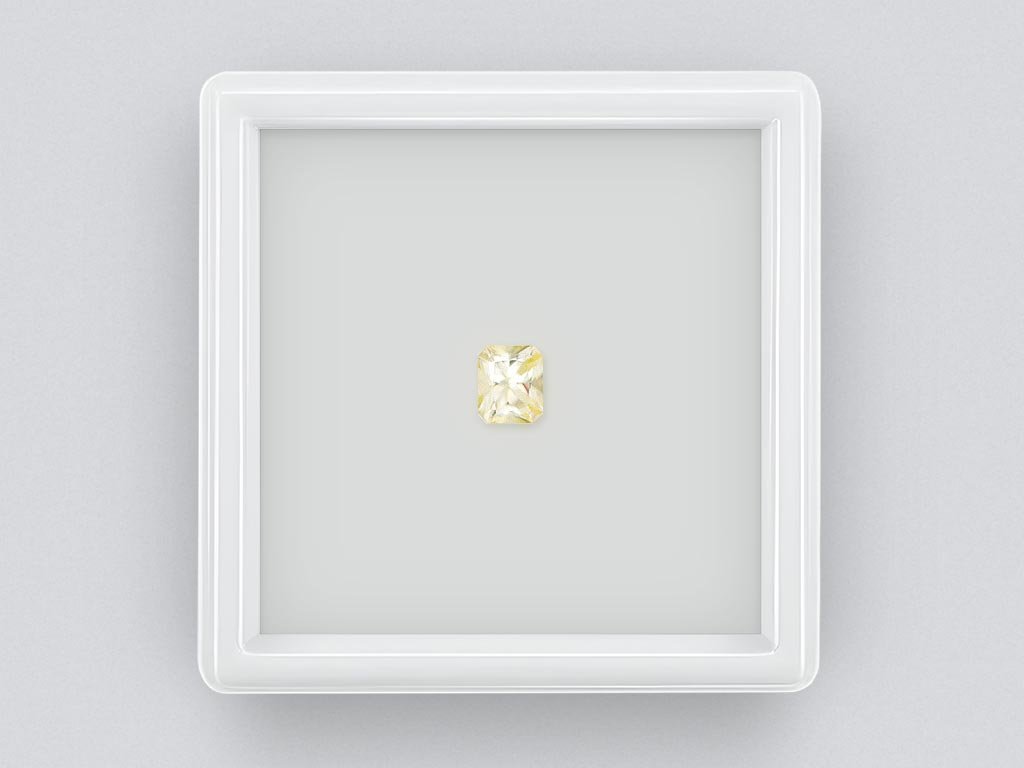 Необлагороженный желтый сапфир(Pastel Yellow) в огранке радиант 0,99 карата, Шри-Ланка Изображение №1