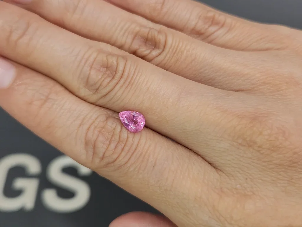 Шпинель Махенге baby pink в огранке груша 1,63 карата, Танзания Изображение №2