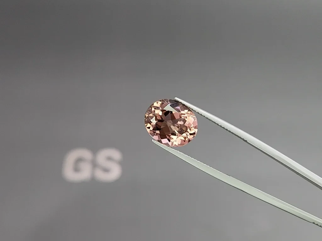 Розово-оранжевый турмалин в огранке овал 6,33 карат, Африка Изображение №3