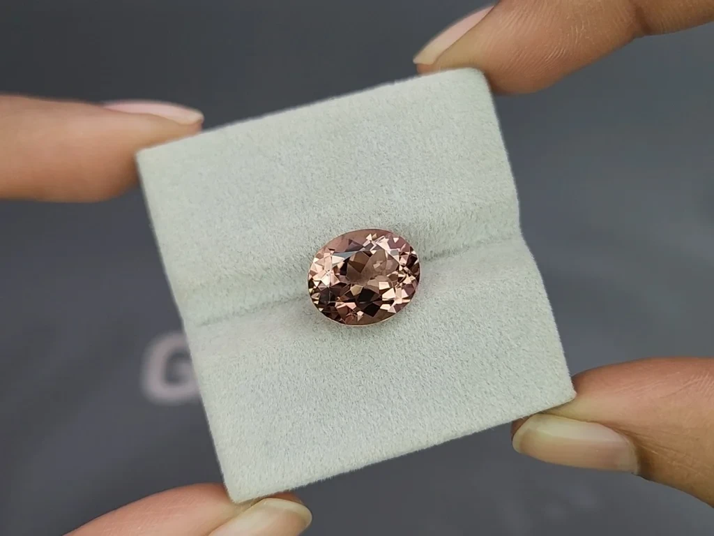 Розово-оранжевый турмалин в огранке овал 6,33 карат, Африка Изображение №4