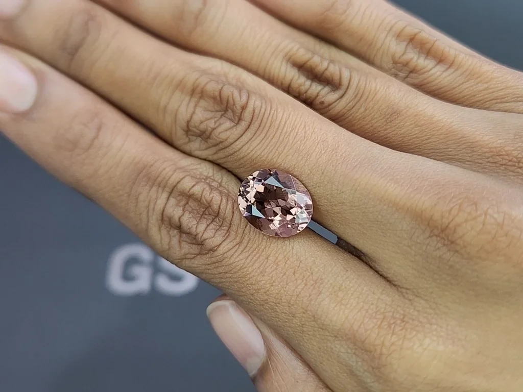 Розово-оранжевый турмалин в огранке овал 6,33 карат, Африка Изображение №2