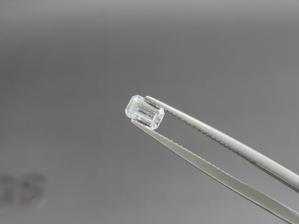 Аквамарин в огранке октагон 0,53 карат, Мадагаскар  Изображение №3