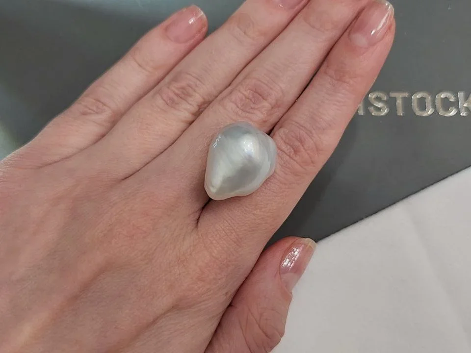 Жемчуг барочный формы  Южных морей 18,0-22,2 мм, Австралия  Изображение №2