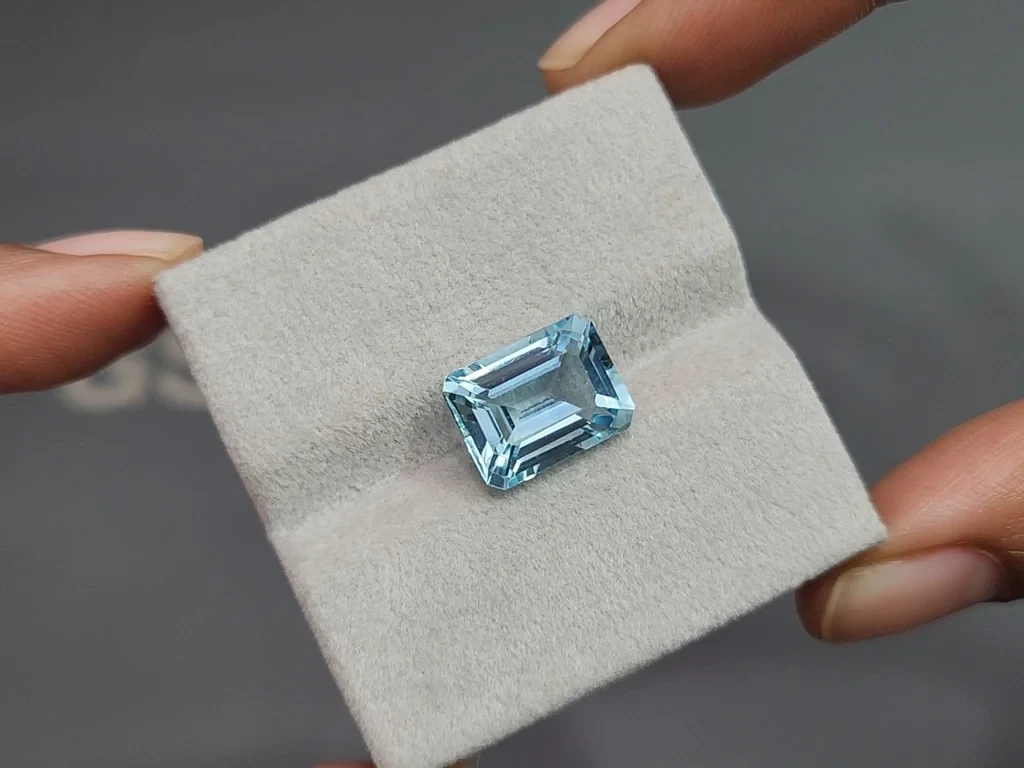 Аквамарин в огранке октагон 5,69 карат, Мадагаскар  Изображение №4