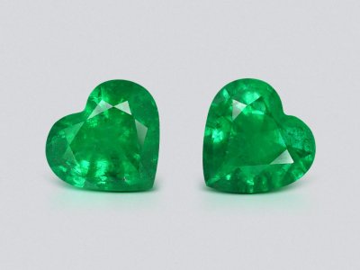 Пара изумрудов Vivid Green в огранке сердце 1,38 карата, Замбия  photo