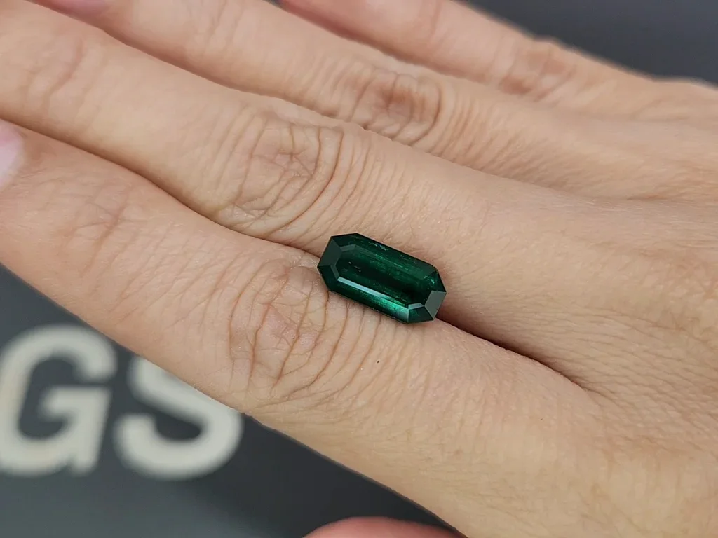 Изумруд Vivid Green в огранке октагон 3,68 карата, Панджшер Изображение №2