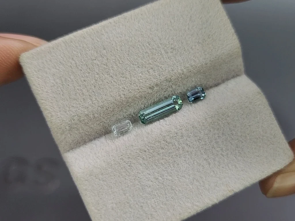 Сет аквамаринов в огранке октагон 0,73 карат, Мадагаскар Изображение №2