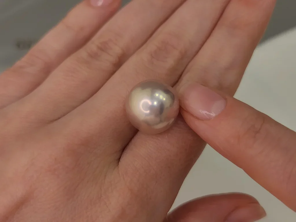 Уникальная пресноводная жемчужина диаметром 15,1 мм Изображение №3