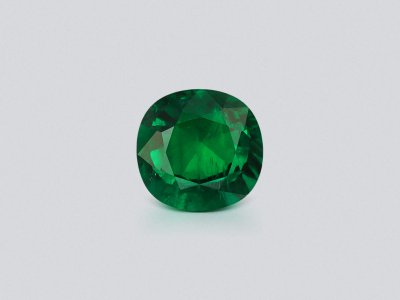 Изумруд Vivid Green в огранке кушон 0,91 карата, Панджшер photo