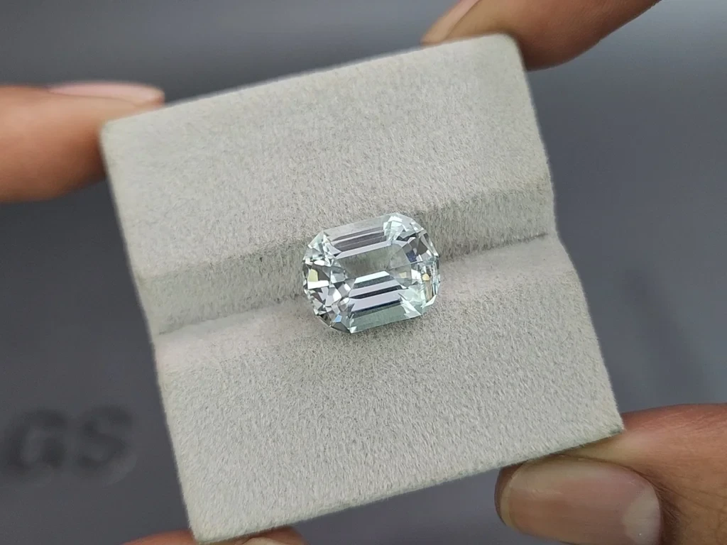 Аквамарин в огранке кушон 5,61 карат, Мадагаскар  Изображение №4