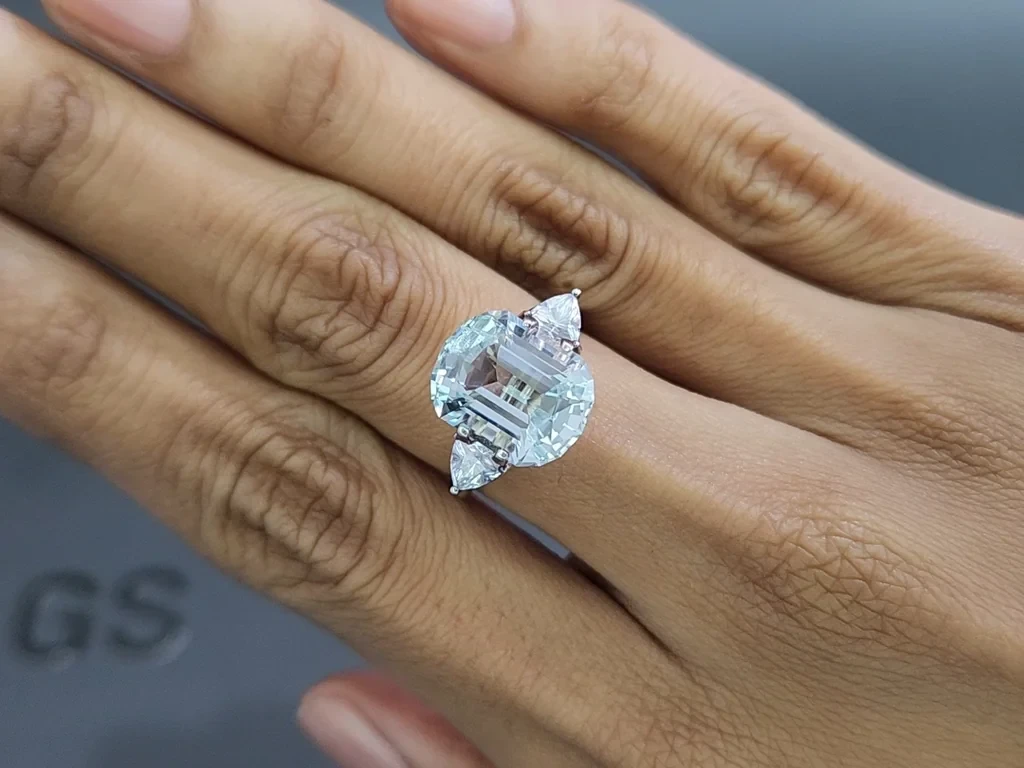 Аквамарин в огранке кушон 5,61 карат, Мадагаскар  Изображение №5