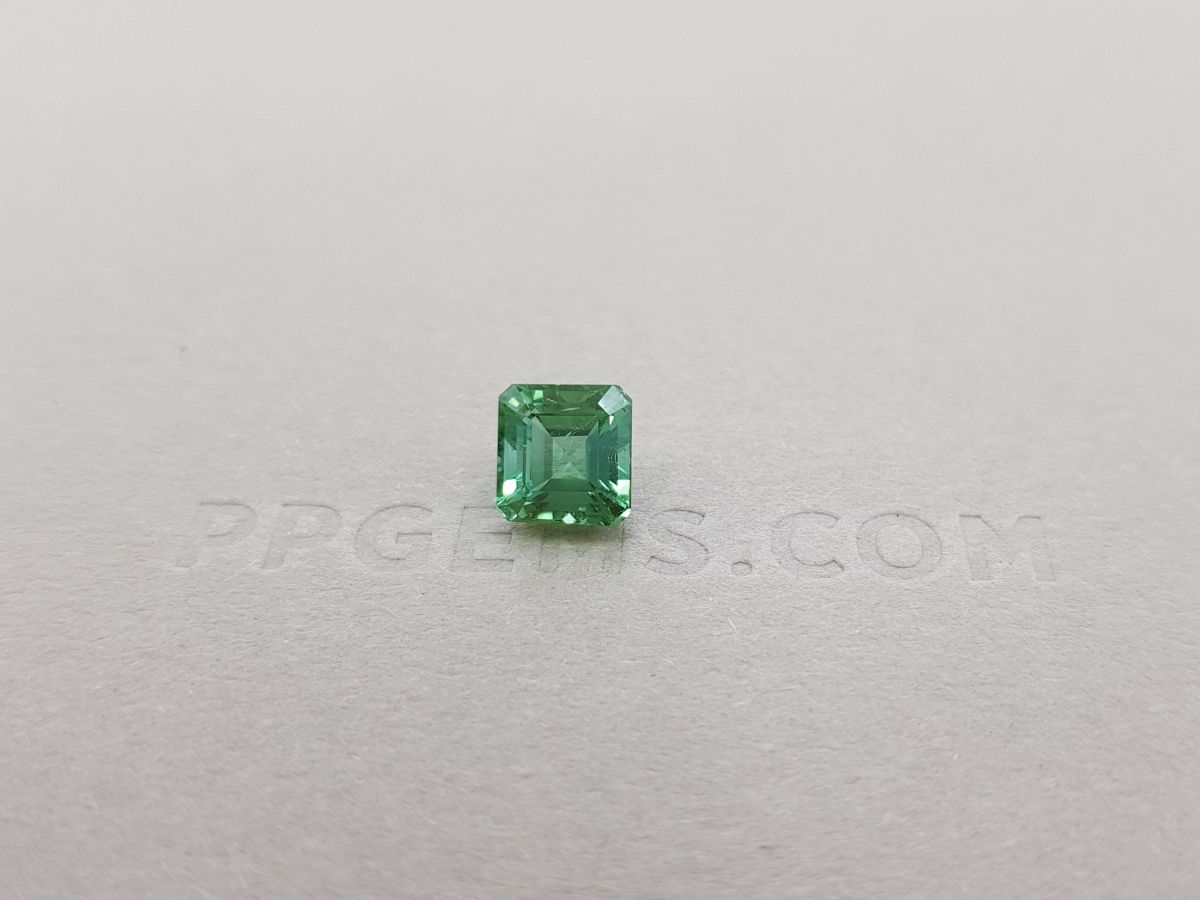 Яркий зеленый турмалин 1,68 карат, ICA фото №1