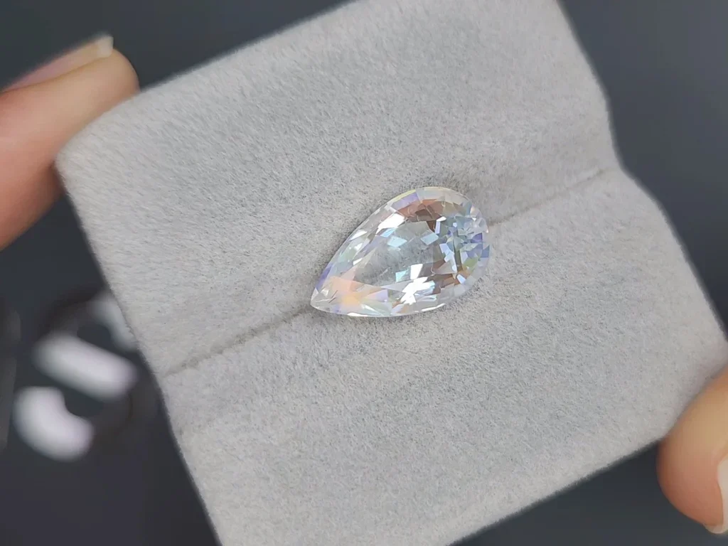 Лунный камень в огранке груша 5,06 карата, Мадагаскар Изображение №4