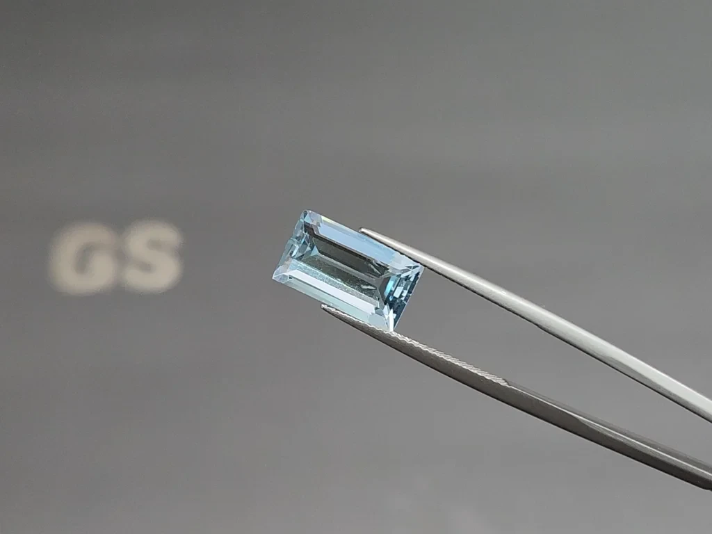 Аквамарин в огранке багет 4,29 карат, Мадагаскар  Изображение №3