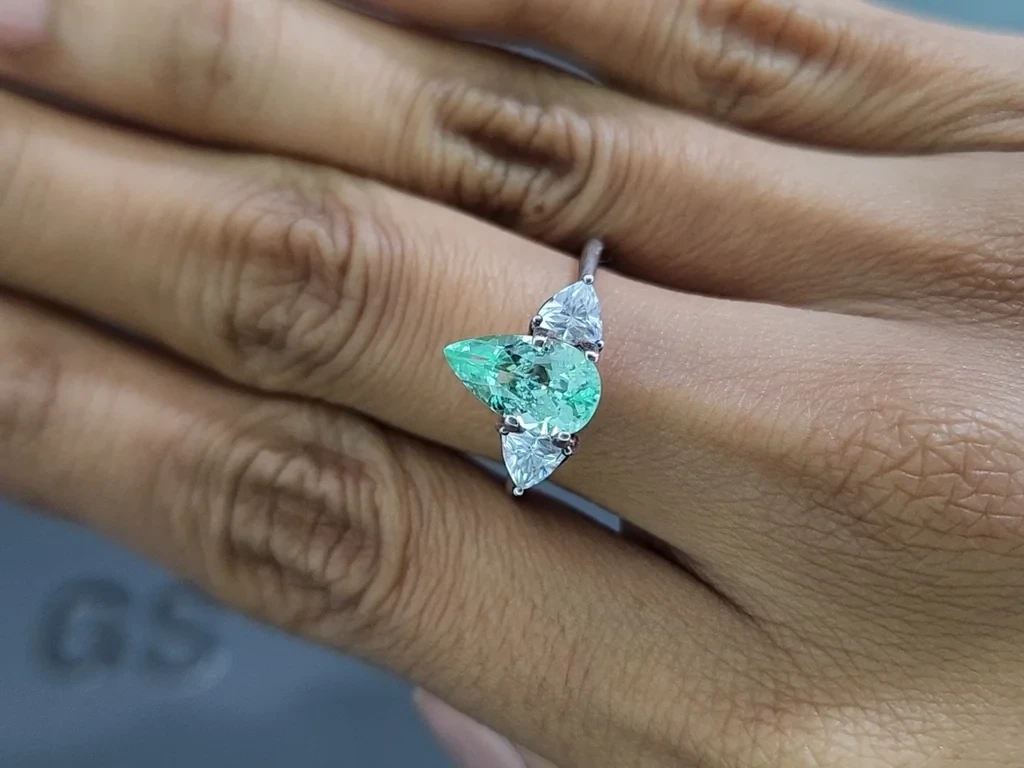 Турмалин Параиба в огранке груша 1,65 карат, Мозамбик Изображение №5