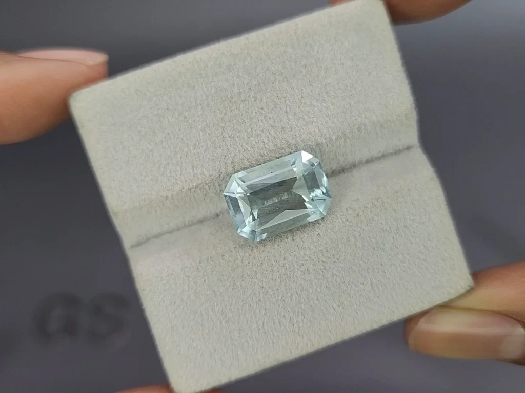 Аквамарин в огранке октагон 4,87 карат, Мадагаскар  Изображение №4