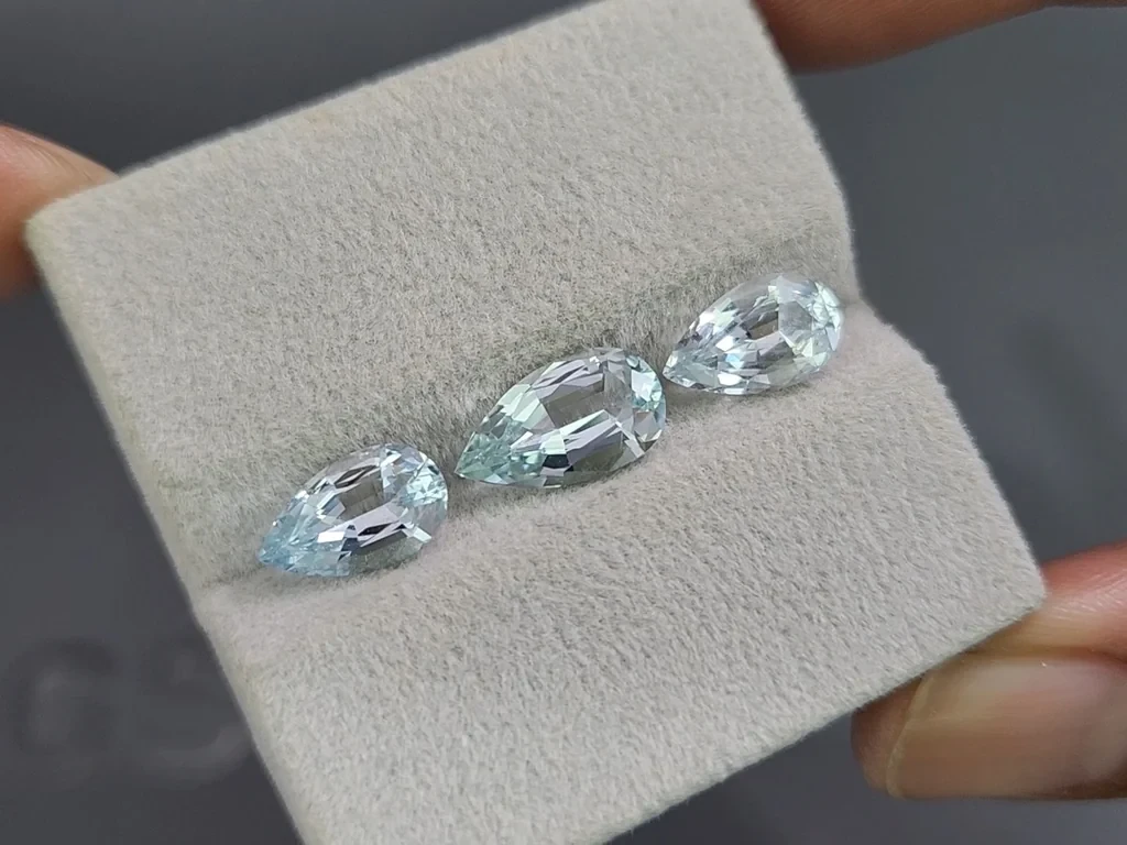 Сет аквамаринов в огранке груша 4,51 карат, Мадагаскар Изображение №5