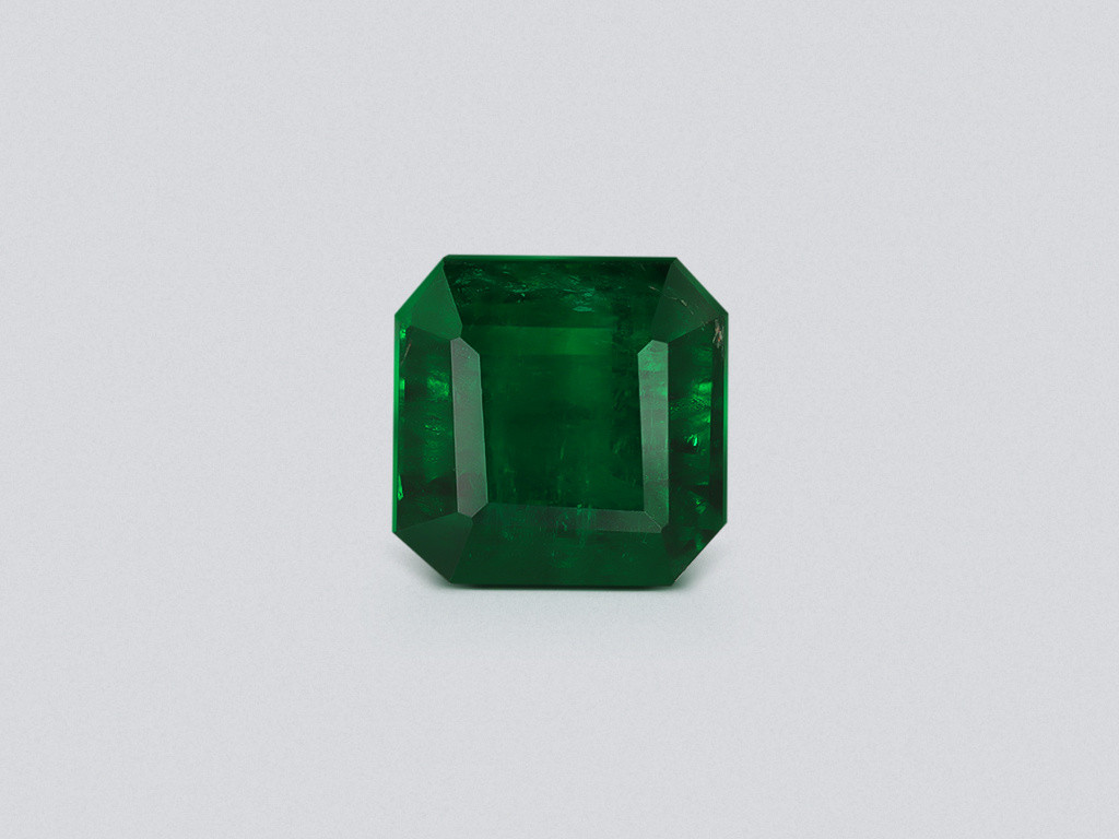 Изумруд Vivid Green в огранке октагон 2,02 карат, Пакистан  Изображение №1