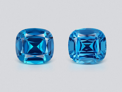 Пара крупных ярко-голубых топазов Swiss Blue в огранке кушон 34,17 карат, Бразилия  photo