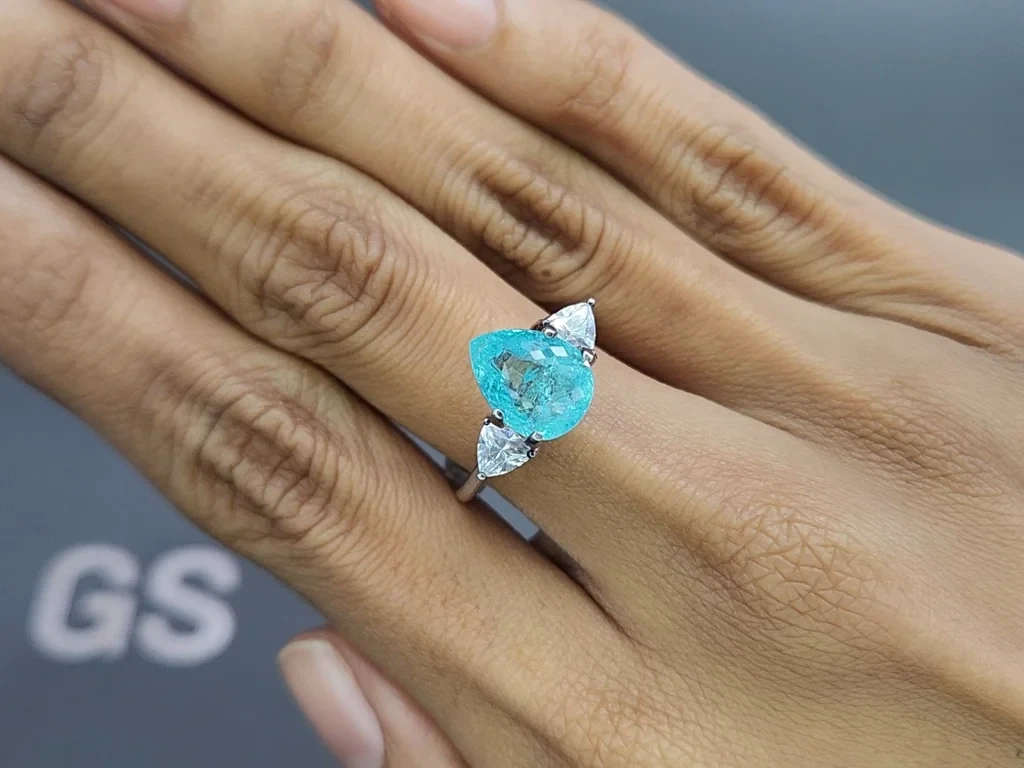 Неоново-голубой турмалин Параиба в огранке груша 3,90 карат, Мозамбик Изображение №5