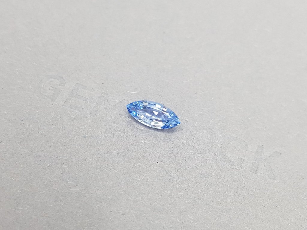 Нежно-голубой негретый сапфир 1,45 карат, Шри-Ланка Изображение №2