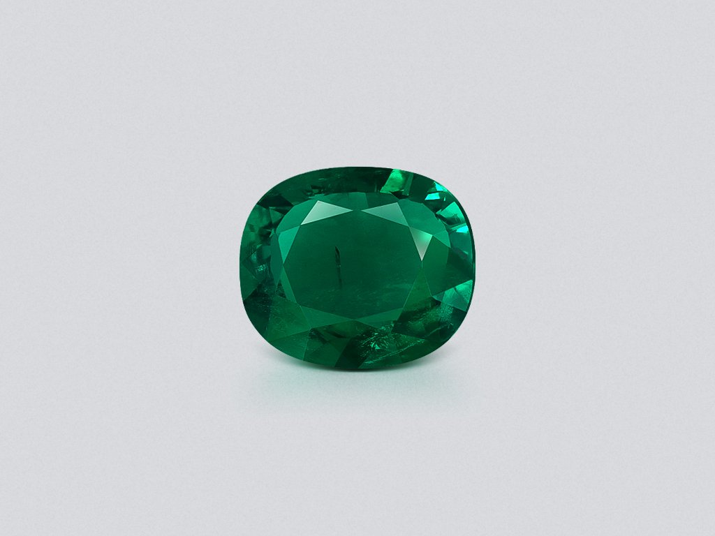 Изумруд Vivid Green в огранке кушон 0,93 карата, Панджшер Изображение №1
