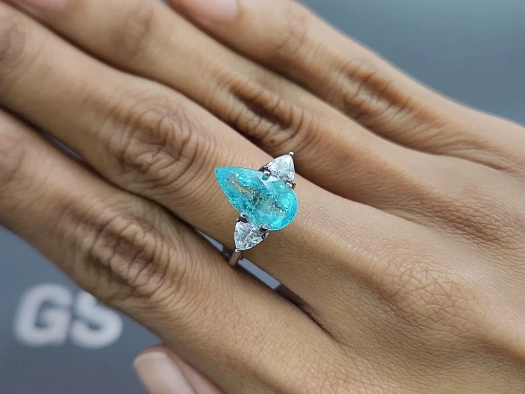 Неоново-голубой турмалин Параиба в огранке груша 3,38 карат, Мозамбик Изображение №5