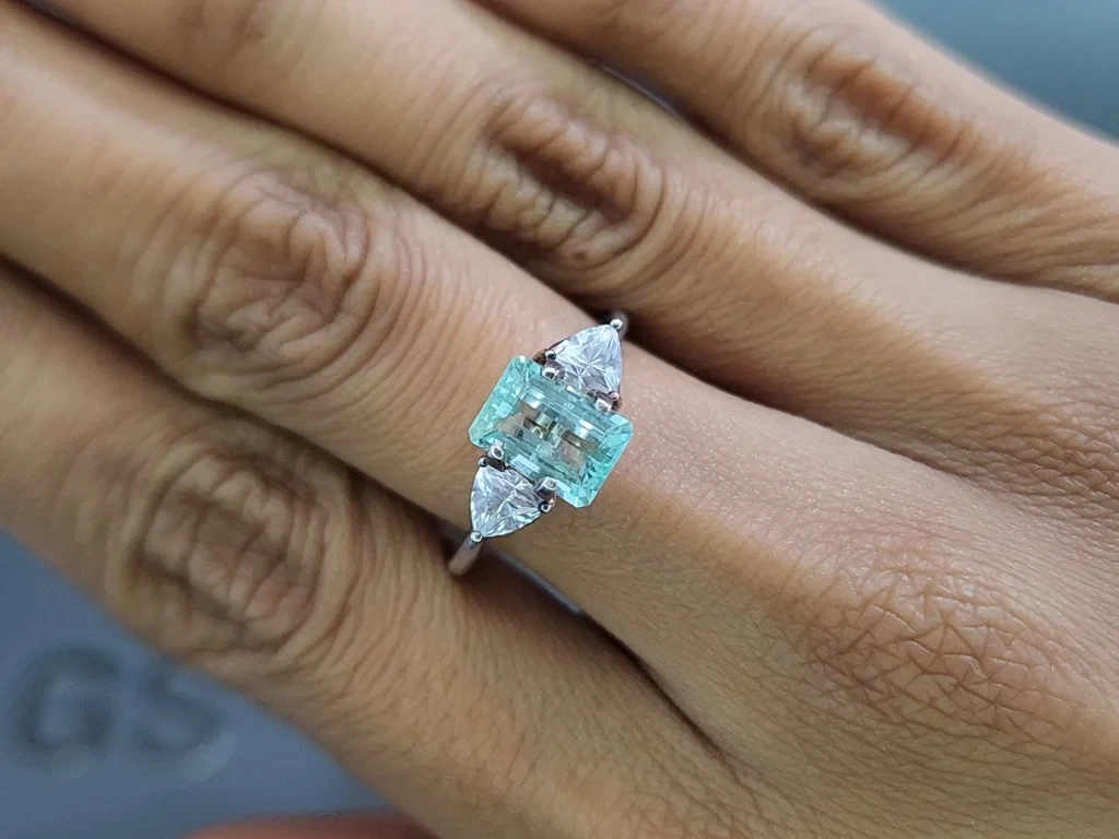 Турмалин Параиба в огранке октагон 1,60 карат, Мозамбик Изображение №5