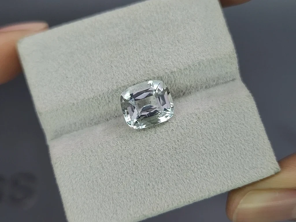 Аквамарин в огранке кушон 2,98 карат, Мадагаскар  Изображение №4