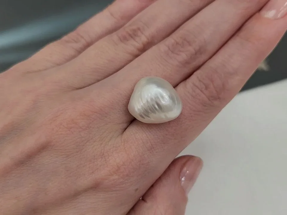 Жемчуг барочный  формы Южных морей 17,4-17,8 мм, Австралия Изображение №3