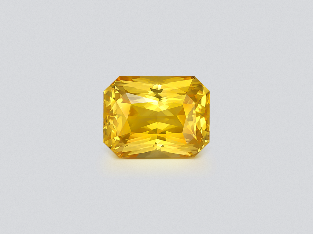 Негретый крупный сапфир Golden Yellow в огранке радиант 13,12 карат, Шри-Ланка Изображение №1