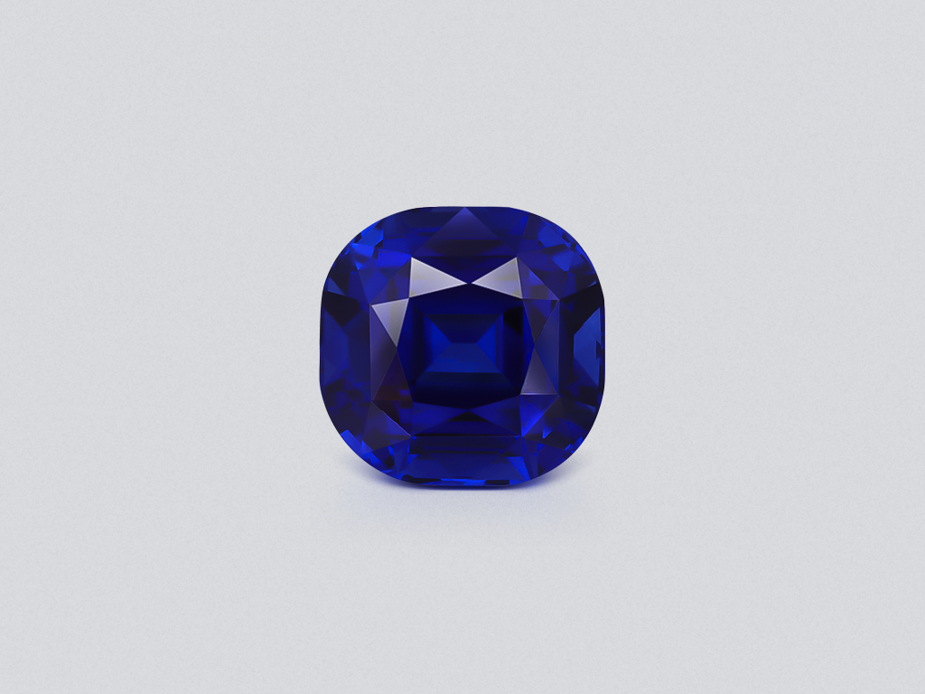 Крупный синий сапфир Royal Blue в огранке кушон 30,67 карат, Шри-Ланка  Изображение №1