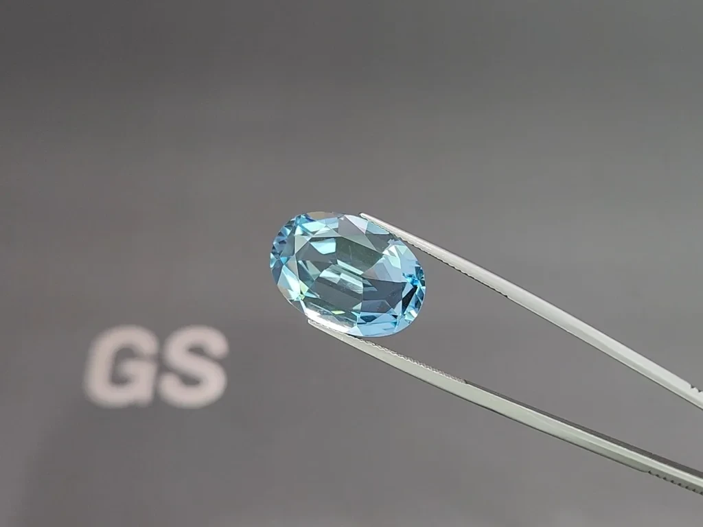 Крупный аквамарин в огранке овал 13,50 карат, Африка Изображение №3