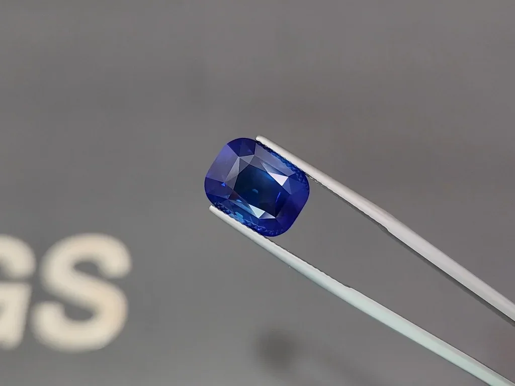 Негретый сапфир Royal Blue в огранке кушон 9,15 карата, Шри-Ланка Изображение №3