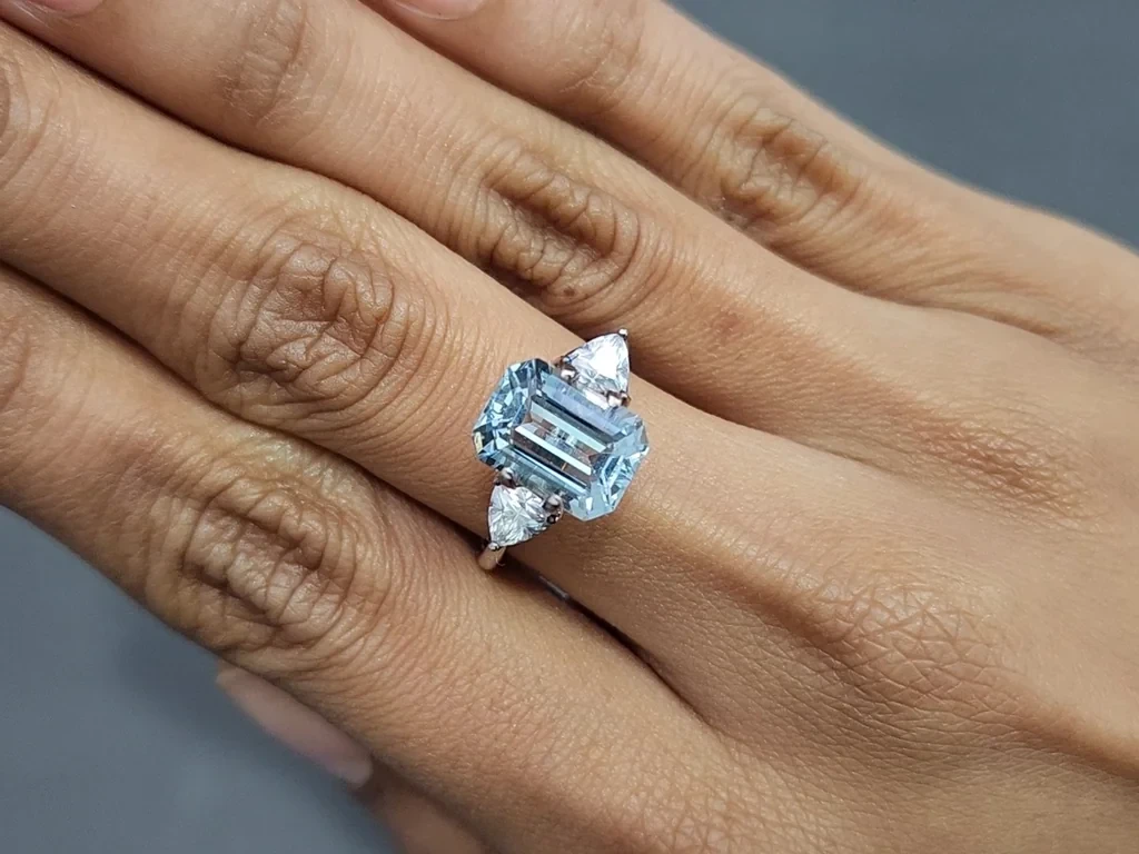 Аквамарин в огранке октагон 3,76 карат, Мадагаскар Изображение №5