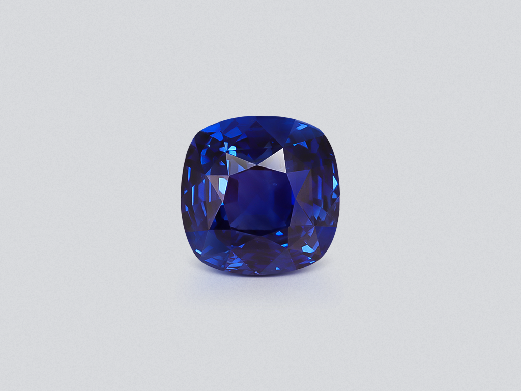 Негретый сапфир Royal Blue в огранке кушон 7,09 карата, Мадагаскар Изображение №1