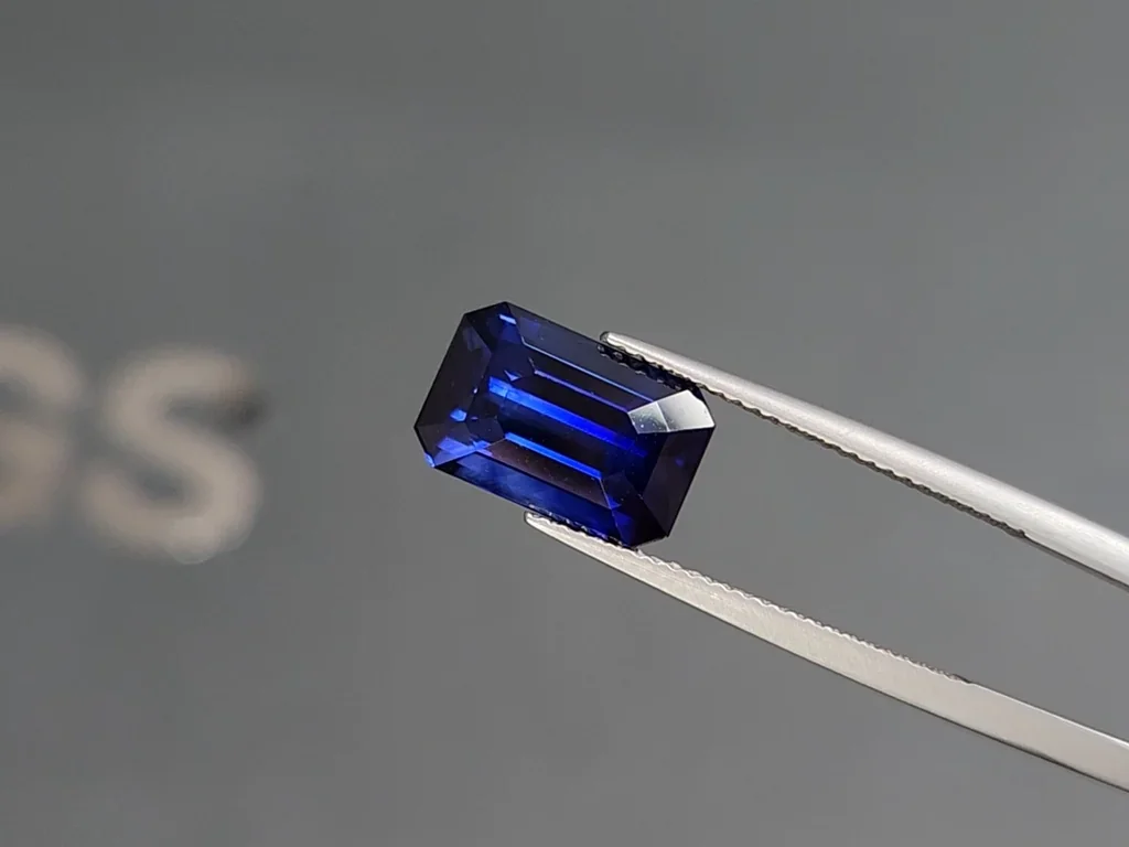 Сапфир Royal Blue в огранке октагон 6,05 карат, Шри-Ланка  Изображение №3